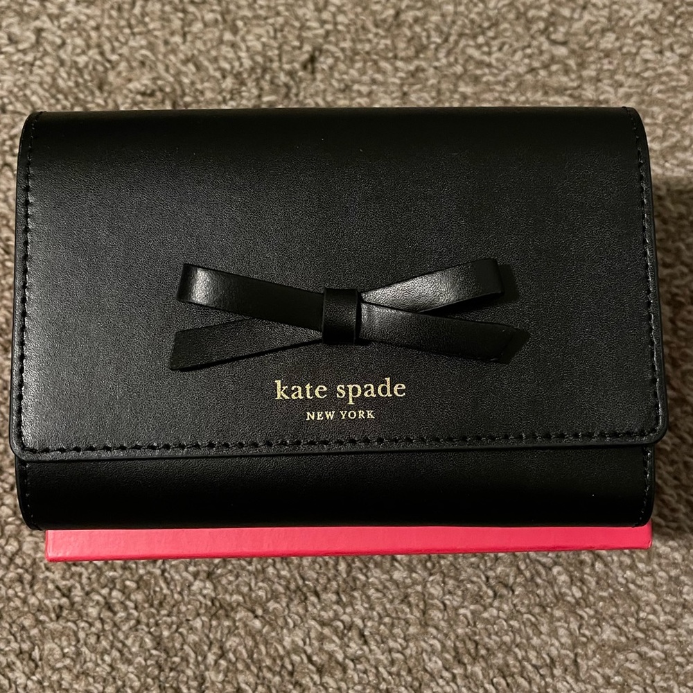 Kate spade trifold wallet